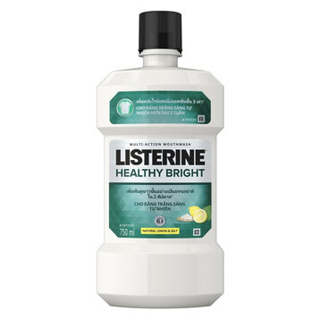 Nước Súc Miệng Listerine Giúp Răng Trắng Sáng 750ml